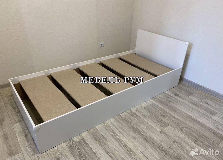 Кровать односпальная 90х200