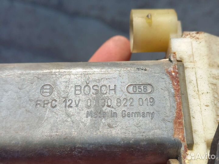 Водительский электростеклоподъёмник Renault Clio