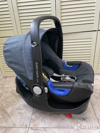 Автолюлька britax romer baby safe2 + изофикс