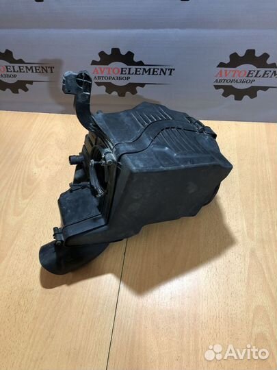 Корпус воздушного фильтра Ford Focus