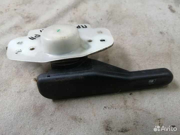 Ручка открыван.лючка бензобака Nissan Primera 2000