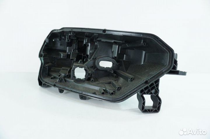 Корпус фары правый Volkswagen Polo 6 2020