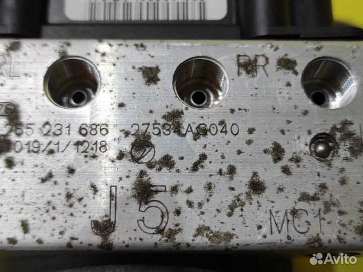 Блок ABS Subaru Legacy BLE EZ30D 26.09.2005