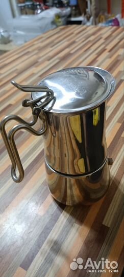 Гейзерная кофеварка