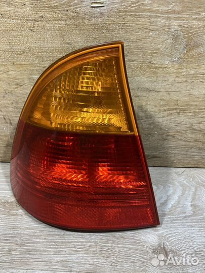 Фонарь задний левый BMW E46 Touring Арт. 111430