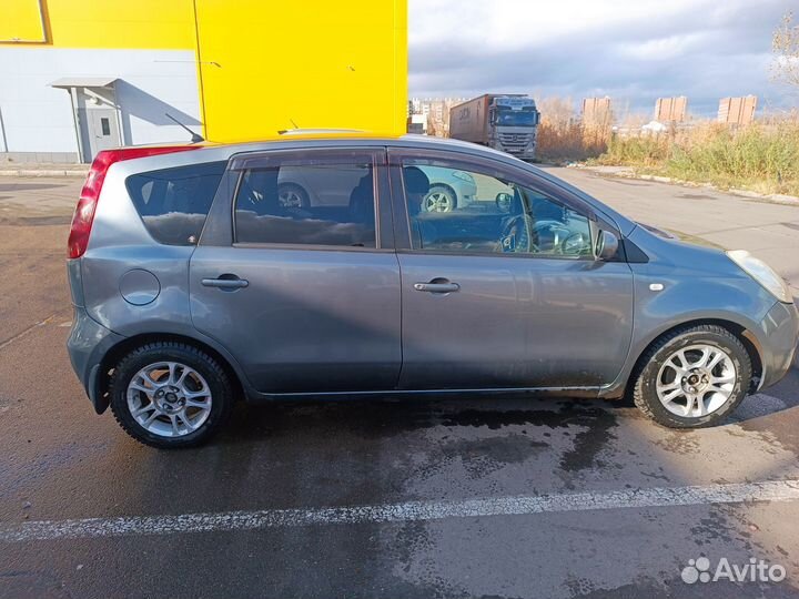 Nissan Note 1.6 AT, 2006, 325 000 км