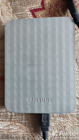 Переносной жесткий диск Samsung Portable 1Tb