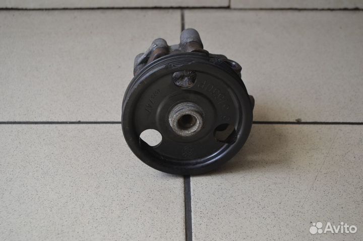 Насос гур Dodge Stratus 1