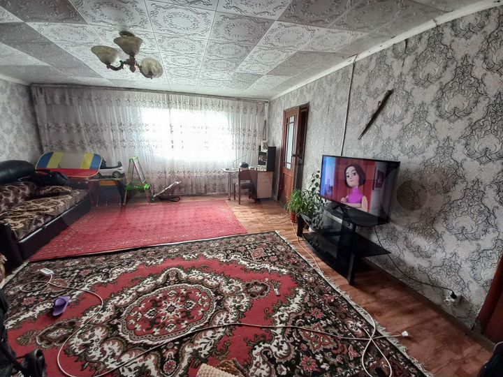 Дом 100 м² на участке 1,5 га