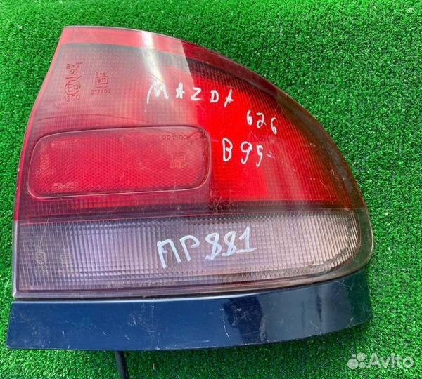 Фонарь задний правый Mazda 626 1994