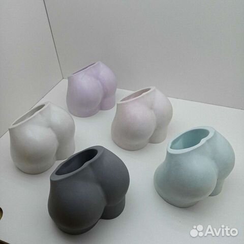 Кашпо Бедра из гипса ручная работа