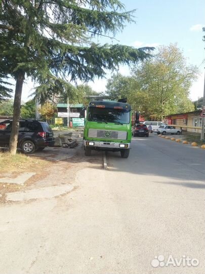 Mercedes-Benz 1622 с КМУ, 1984