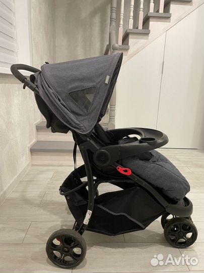 Прогулочная коляска