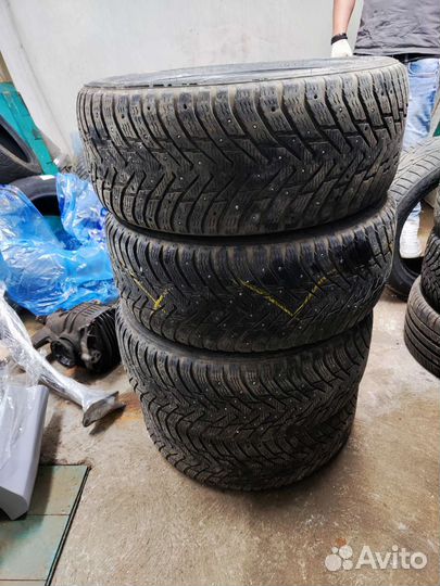 Nokian Tyres Hakkapeliitta 8 245/50 R18 100T