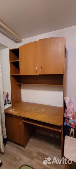 Компьютерный стол