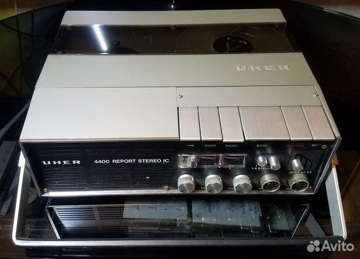 Катушечный магнитофон Uher 4400 Report Stereo IC