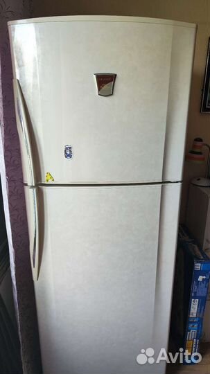 Холодильник sharp