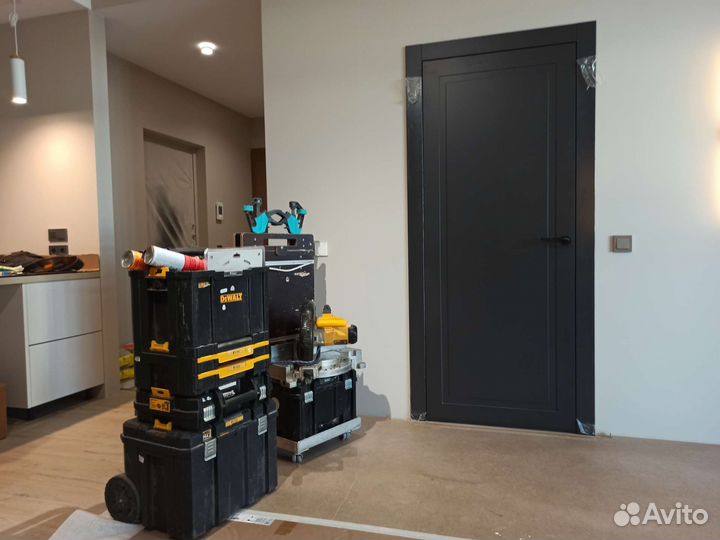 Помощник/ученик монтажника межкомнатных дверей