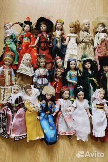 Кукла фарфоровая коллекционная