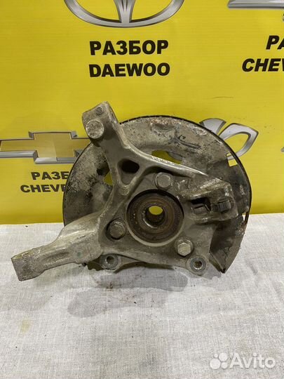 Кулак передний правый шевроле круз