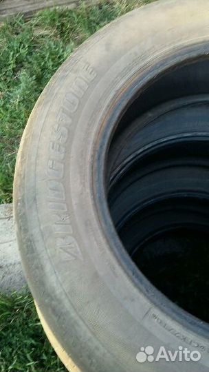 Bridgestone Dueler H/T 225/65 R17