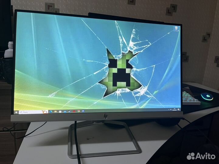 Монитор HP 22f