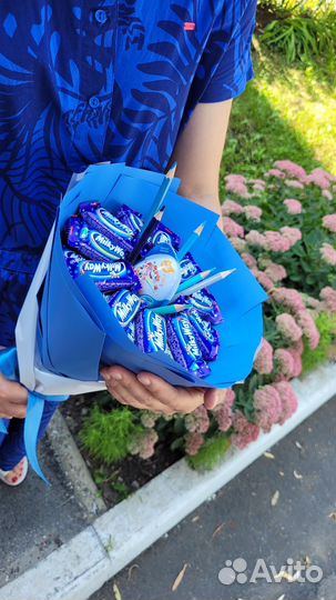 Букет из конфет на 1 сентября