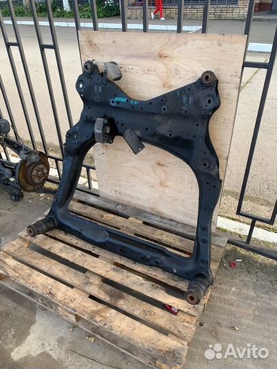 Подрамник передний Nissan murano Z51