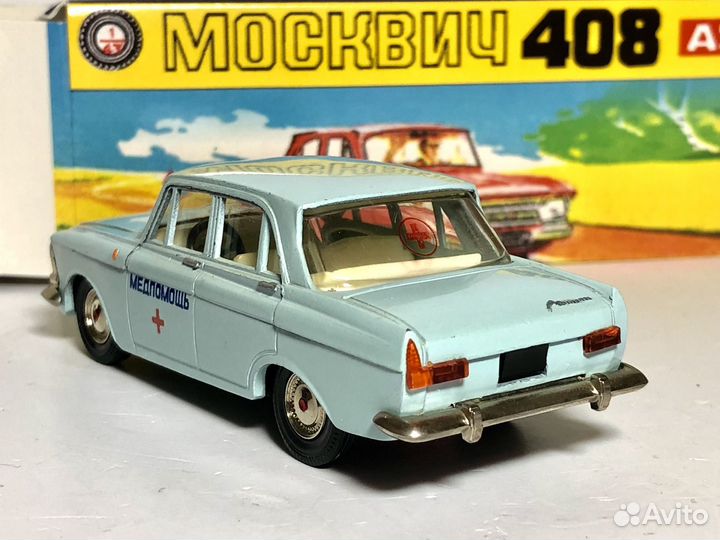 Модель Москвич 408 А1 медпомощь СССР 1:43