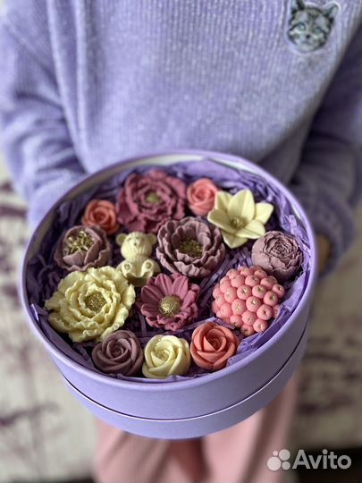 Сладкий подарок шоколадные цветы