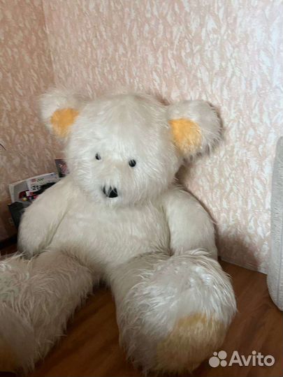 Огромный Плюшевый медведь