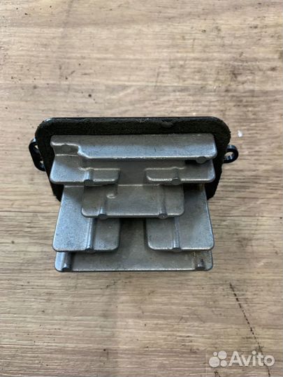 Резистор сопротивление печки Land Cruiser 100