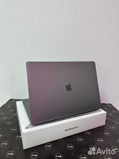 MacBook Pro 16 (2019) i9/16/1TB SSD Space Gray