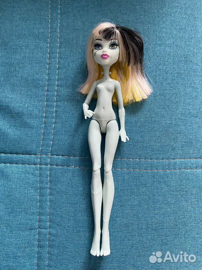 Кукла монстер хай