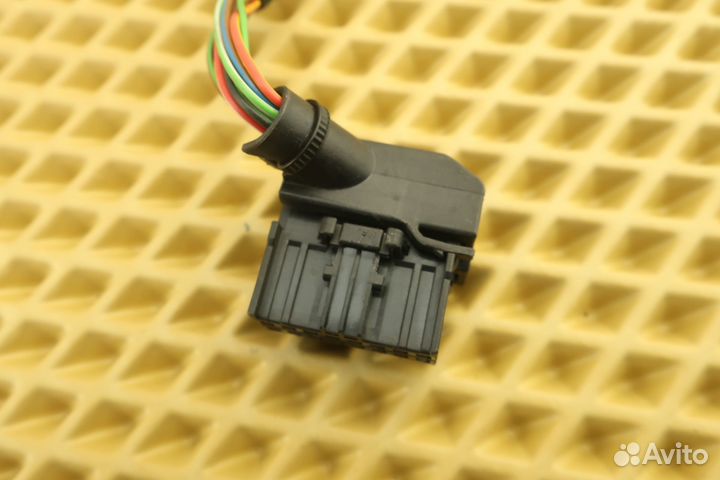 Разъем VAG 443972805