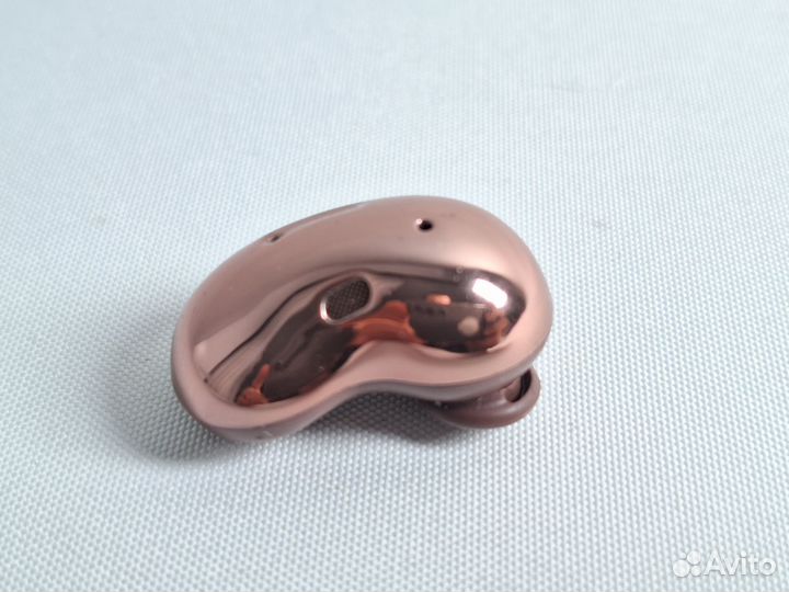 Samsung Galaxy Buds Live правый наушник