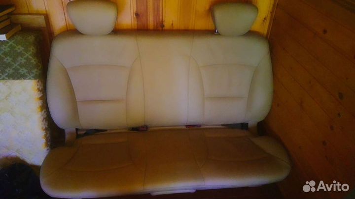 Задний диван