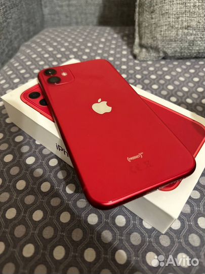 iPhone 11, 64 ГБ