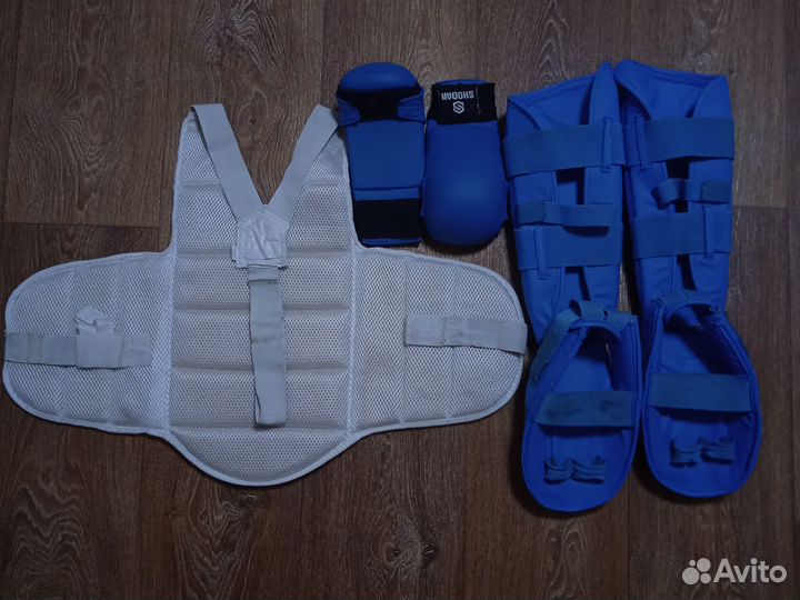 Экипировка для карате WKF