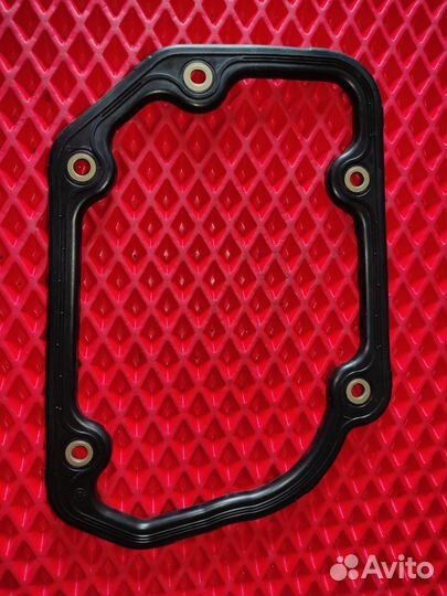 Прокладка крышки пятой передачи. С шайбами