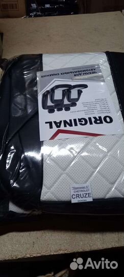 Чехлы Шевролет Круз белая экокожа ромб