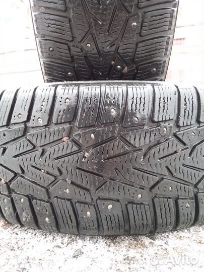 Nokian Tyres Hakkapeliitta 7 215/65 R16 102T