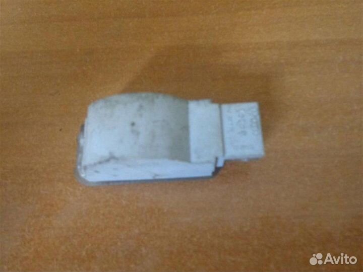 Плафон салонный Audi A4 (B7) 2005-2007