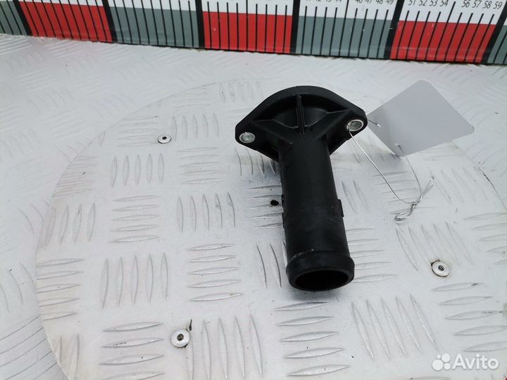 Корпус термостата seat Leon 2002 038121121