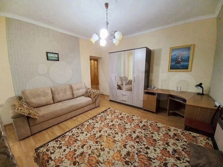 3-к. квартира, 58 м², 1/2 эт.