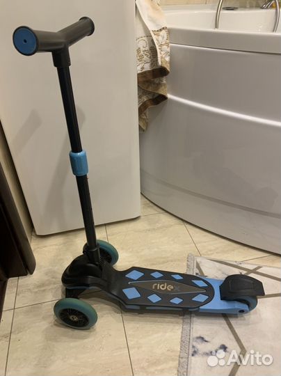 Самокат детский трехколесный