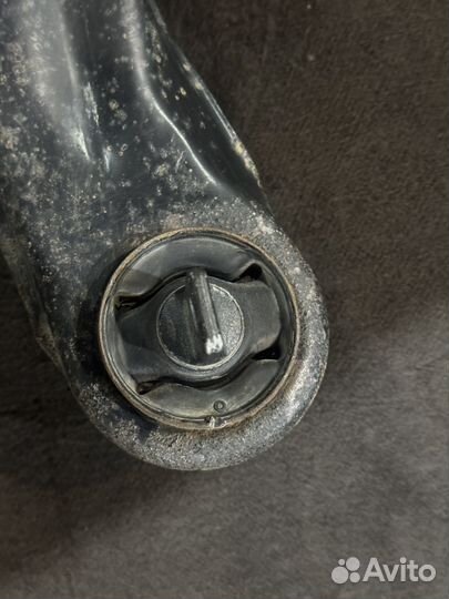 Задний продольный рычаг Mitsubishi Lancer 10