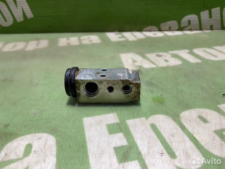 Клапан кондиционера Hyundai Tiburon GK G4GC