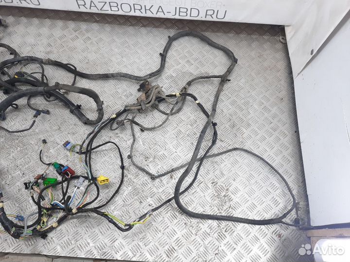 Проводка мот отсека 2.0 mjet Peugeot Expert 07+