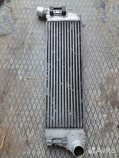 Радиатор интеркулера renault